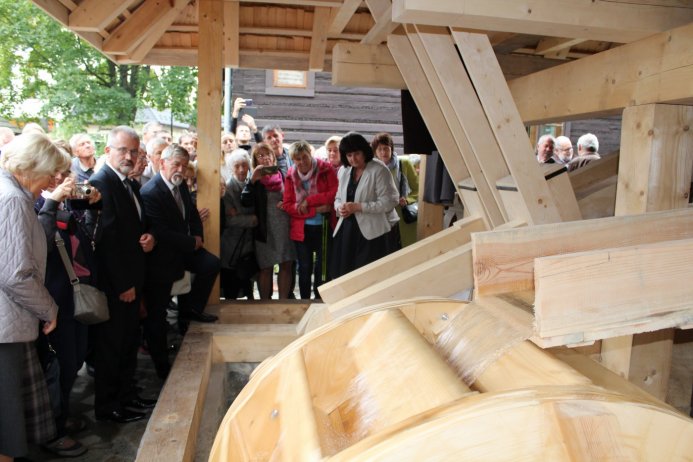 Tradycyjny folusz w enklawie muzeum